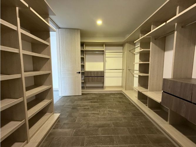 Casa de 5 alcobas en venta en Peon, Jamundí, 450 m² · foto 20 de 23