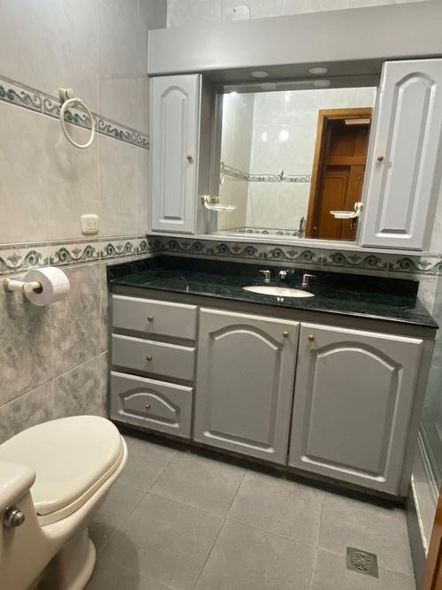 Casa de 3 alcobas en venta en Normandia, Bogotá, 440 m² · foto 10 de 13