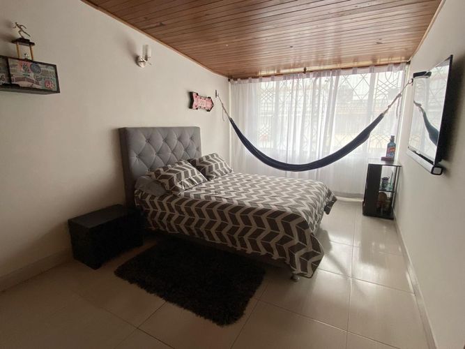 Casa de 3 alcobas en venta en Normandia, Bogotá, 440 m² · foto 6 de 13