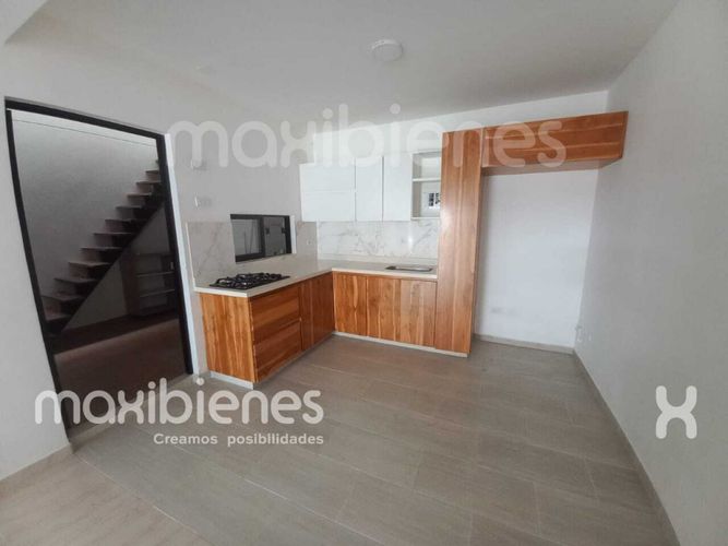 Casa de 3 alcobas en arriendo en Villa Del Rio, Apartado, 140 m² · foto 2 de 18