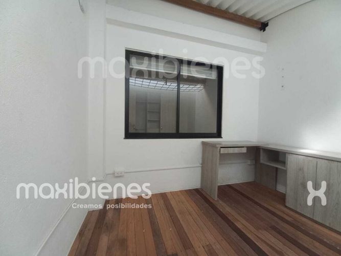 Casa de 3 alcobas en arriendo en Villa Del Rio, Apartado, 140 m² · foto 11 de 18
