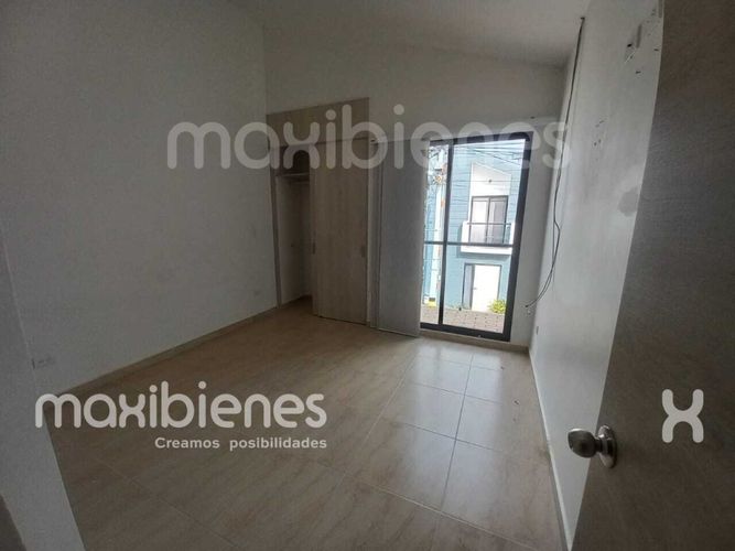 Casa de 3 alcobas en arriendo en Villa Del Rio, Apartado, 140 m² · foto 12 de 18