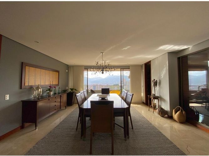 Apartamento de 3 alcobas en venta en Noel, Medellín, 320 m² · foto 3 de 8