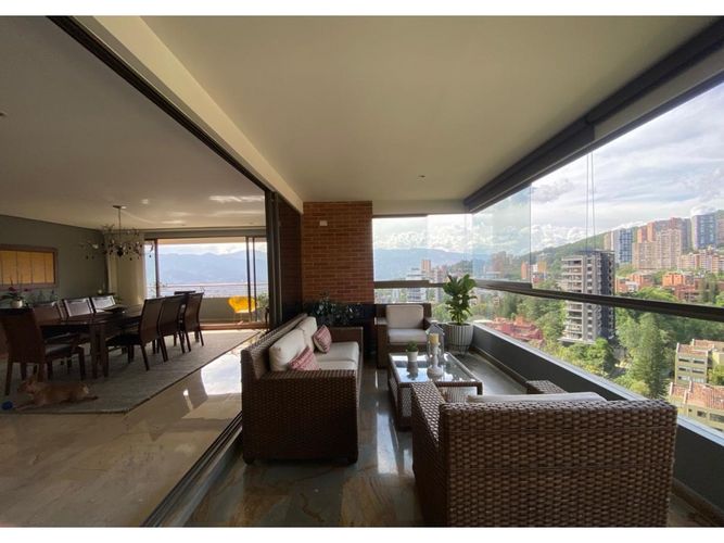 Apartamento de 3 alcobas en venta en Noel, Medellín, 320 m² · foto 5 de 8