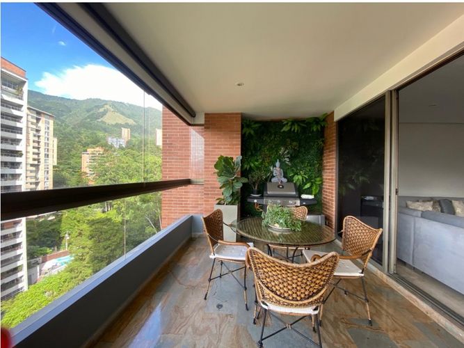 Apartamento de 3 alcobas en venta en Noel, Medellín, 320 m² · foto 6 de 8