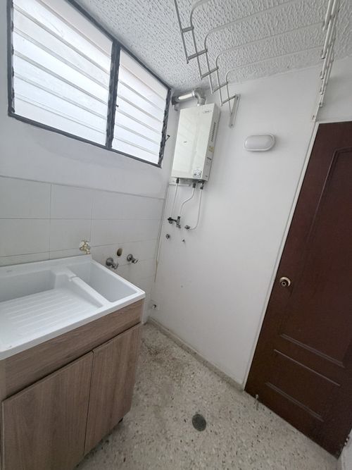 Apartamento de 3 alcobas en venta en Seminario, Cali, 70 m² · foto 8 de 24