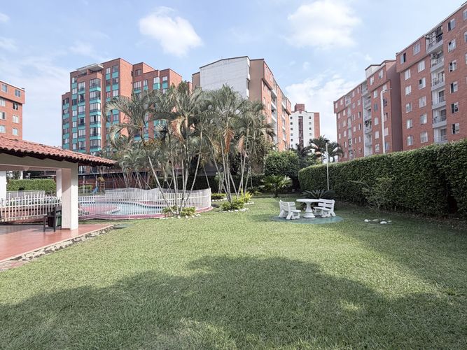 Apartamento de 3 alcobas en venta en Seminario, Cali, 70 m² · foto 22 de 24
