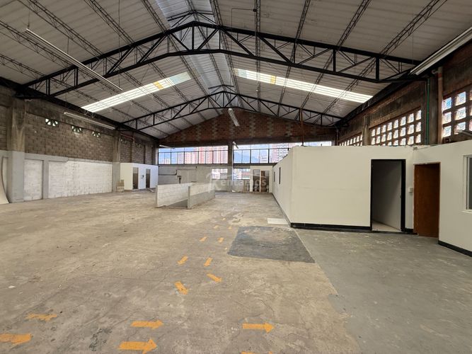 Bodega en arriendo en Maria Auxiliadora, Sabaneta, 800 m² · foto 3 de 20