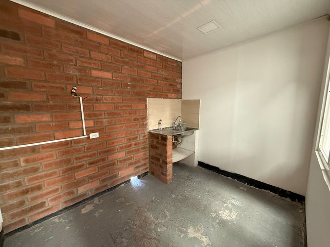Bodega en arriendo en Maria Auxiliadora, Sabaneta, 800 m² · foto 10 de 20