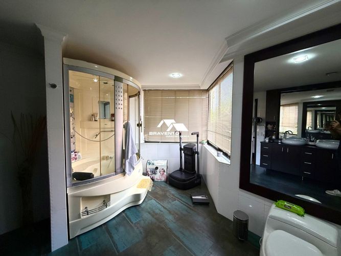 Apartamento en venta en Los Balsos, Medellín · foto 9 de 17