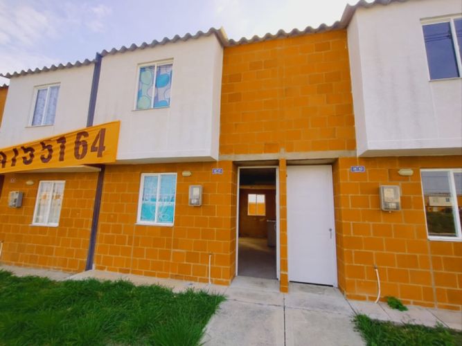 Casa de 2 alcobas en venta en El Carmelo, Candelaria, 51 m² · foto 2 de 24