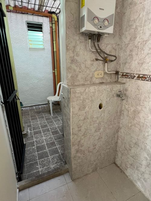 Apartamento de 3 alcobas en venta en Valle Del Lili, Cali, 58 m² · foto 12 de 24
