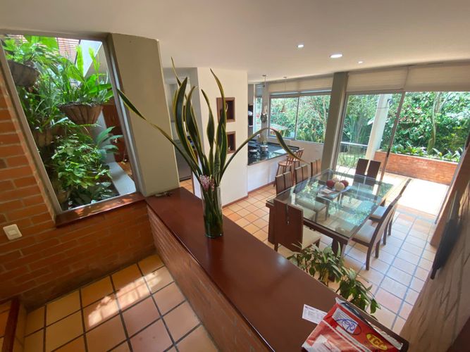 Casa de 4 alcobas en venta en La Buitrera, Cali, 380 m² · foto 14 de 24