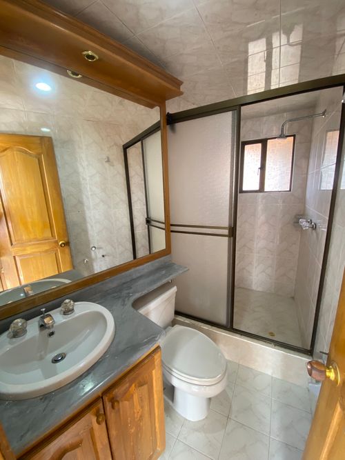 Apartamento de 3 alcobas en venta en Chapinero Alto, Bogotá, 150 m² · foto 4 de 17