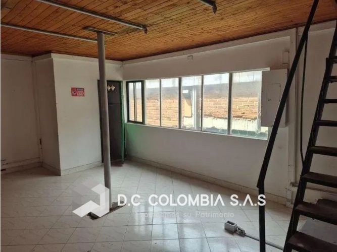 Local en venta en El Guayabo, Envigado, 114 m² · foto 9 de 11