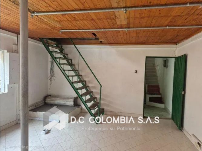 Local en venta en El Guayabo, Envigado, 114 m² · foto 10 de 11