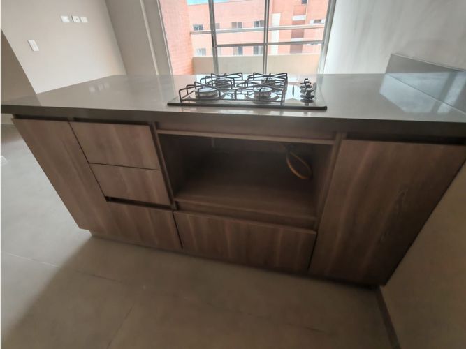 Apartamento de 2 alcobas en venta en Zona Industrial 2, Bello, 65 m² · foto 3 de 18