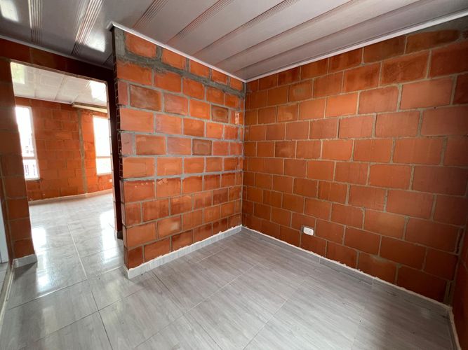 Casa de 2 alcobas en venta en Villagorgona, Candelaria, 70 m² · foto 6 de 8