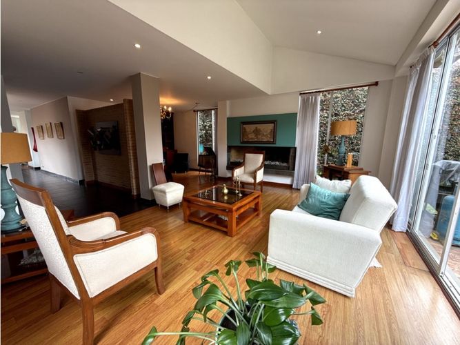 Casa de 4 alcobas en venta en La Balsa, Chía, 242 m² · foto 3 de 23