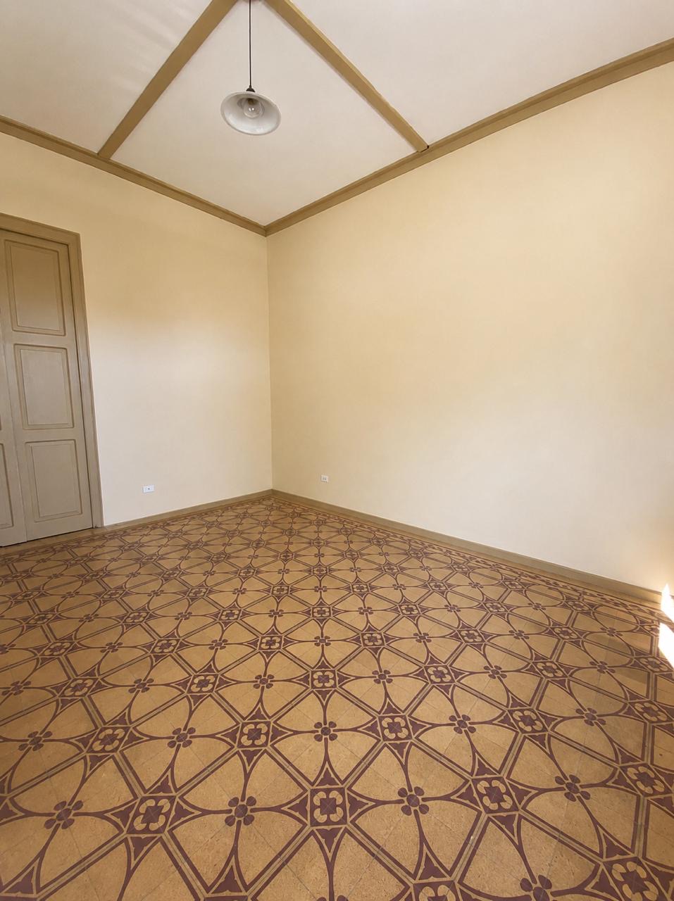 Alquilo Casa Colonial en el centro de Asunción. — foto 3
