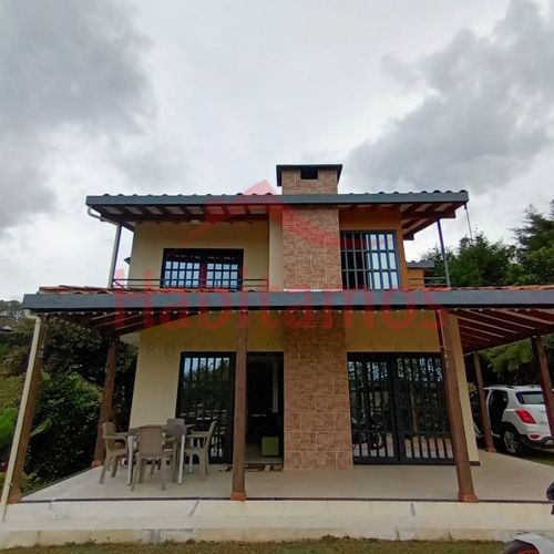 Casa de 2 alcobas en arriendo en Pablo Sexto, Marinilla, 900 m² · foto 2 de 24