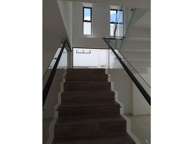 Casa de 4 alcobas en venta en Las Mercedes, Jamundí, 323 m² · foto 7 de 16