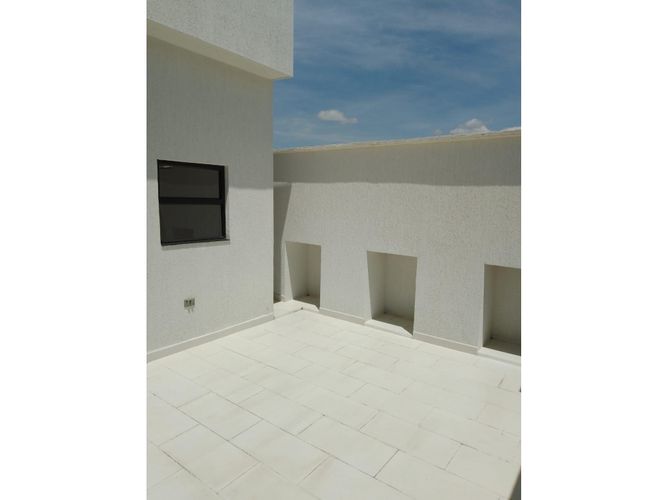 Casa de 4 alcobas en venta en Las Mercedes, Jamundí, 323 m² · foto 12 de 16