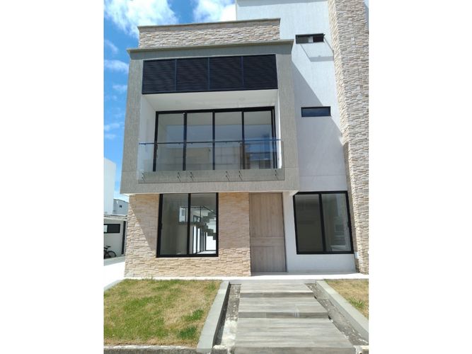 Casa de 4 alcobas en venta en Las Mercedes, Jamundí, 323 m² · foto 16 de 16