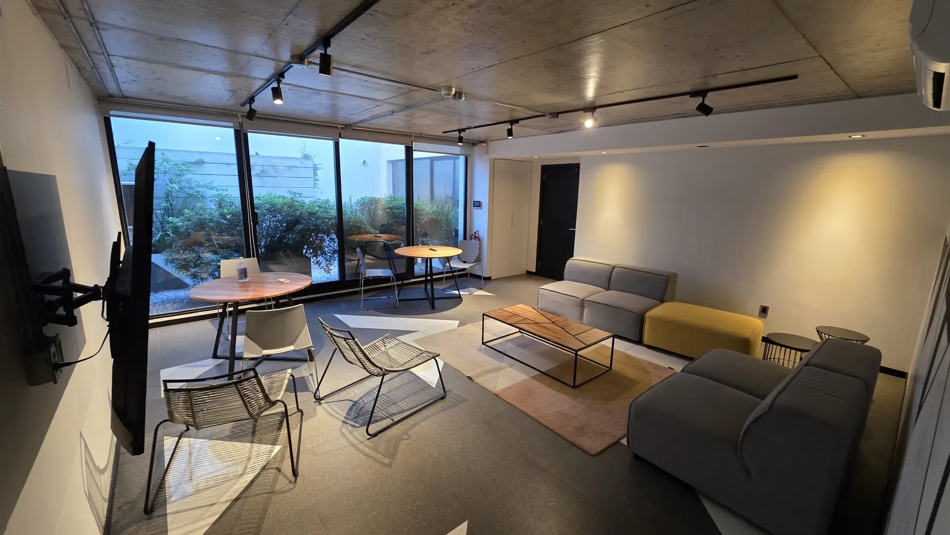 Alquiler Apartamento Un Dormitorio Con Garaje Y Amenities En Pocitos · Foto 5