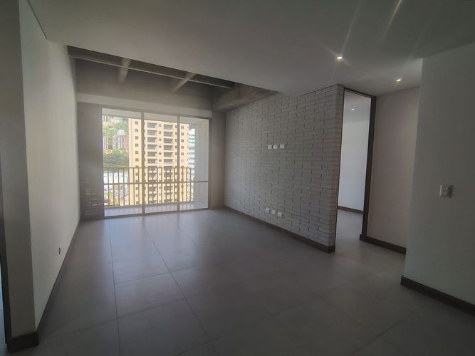 Apartamento de 2 alcobas en arriendo en El Poblado, Medellín, 84 m² · foto 4 de 16