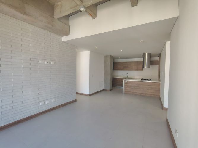 Apartamento de 2 alcobas en arriendo en El Poblado, Medellín, 84 m² · foto 8 de 16