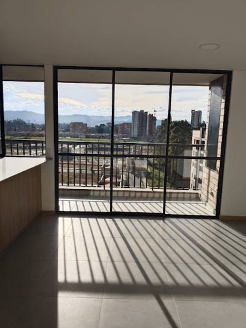 Apartamento de 2 alcobas en arriendo en Rionegro, 75 m² · foto 4 de 15