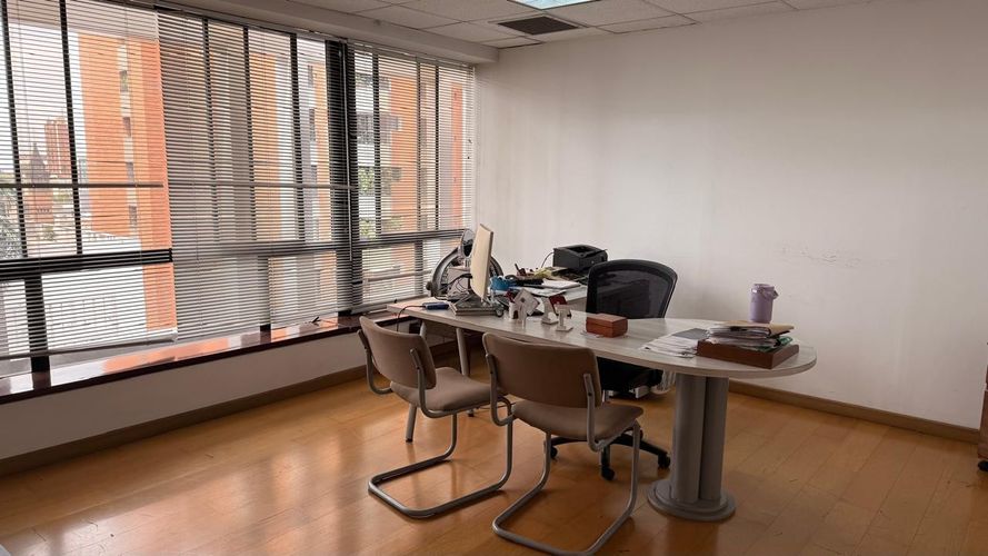Oficina en arriendo en Centenario, Cali, 279 m² · foto 14 de 24