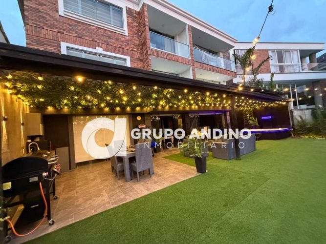 Casa de 6 alcobas en venta en Ruitoque, Piedecuesta, 440 m² · foto 5 de 24