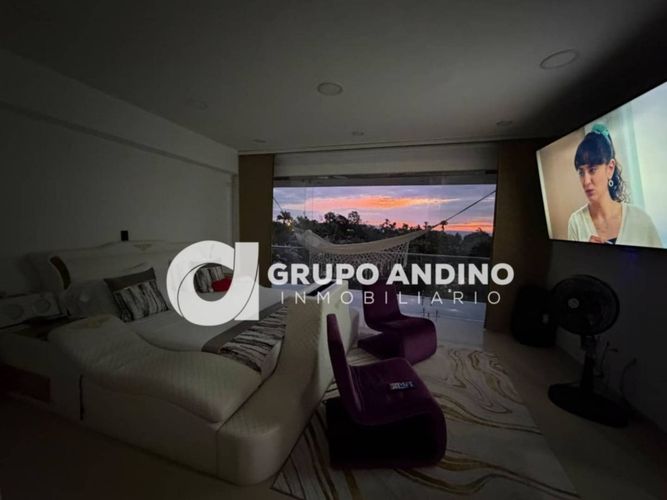 Casa de 6 alcobas en venta en Ruitoque, Piedecuesta, 440 m² · foto 11 de 24