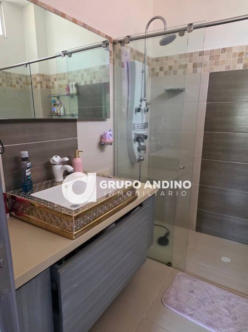 Casa de 6 alcobas en venta en Ruitoque, Piedecuesta, 440 m² · foto 24 de 24