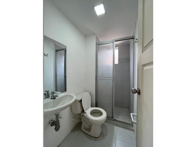 Apartamento de 2 alcobas en venta en Cr. Avellana, Soacha, 57 m² · foto 9 de 16