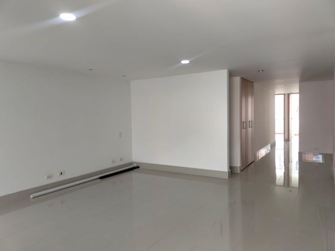 Apartamento de 3 alcobas en arriendo en Loma Benedictinos, Envigado, 130 m² · foto 6 de 17