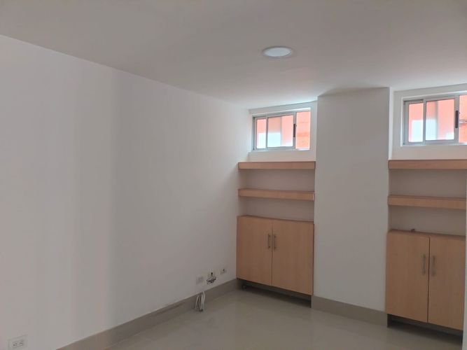 Apartamento de 3 alcobas en arriendo en Loma Benedictinos, Envigado, 130 m² · foto 8 de 17