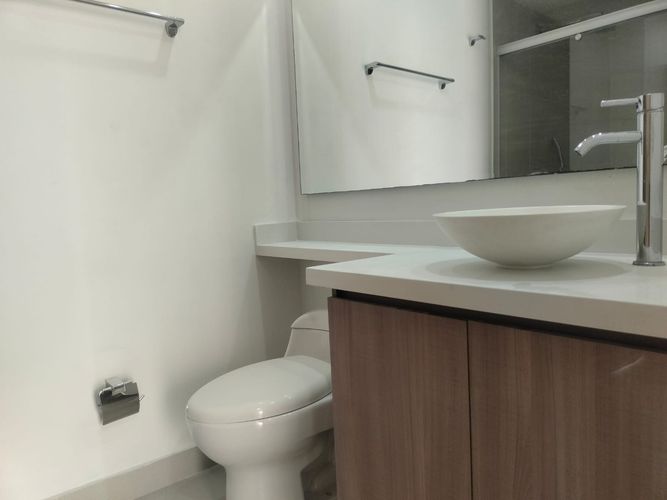 Apartamento de 3 alcobas en arriendo en Loma Benedictinos, Envigado, 130 m² · foto 16 de 17