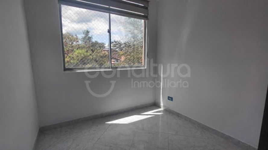 Apartamento de 2 alcobas en arriendo en San Bernardo, Medellín, 40 m² · foto 6 de 11