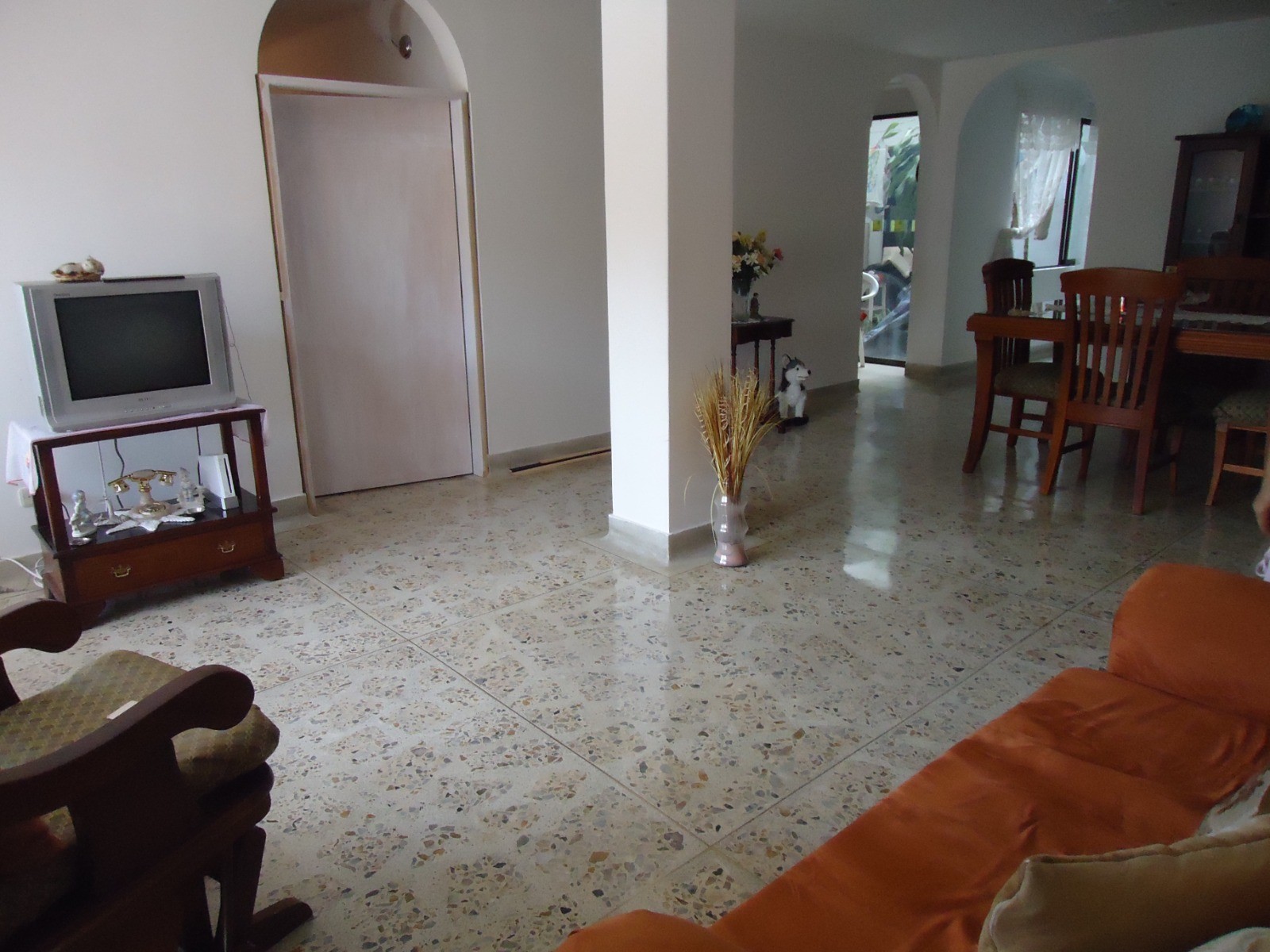 Apartamento en arriendo en Laureles, Medellín · foto 4 de 24