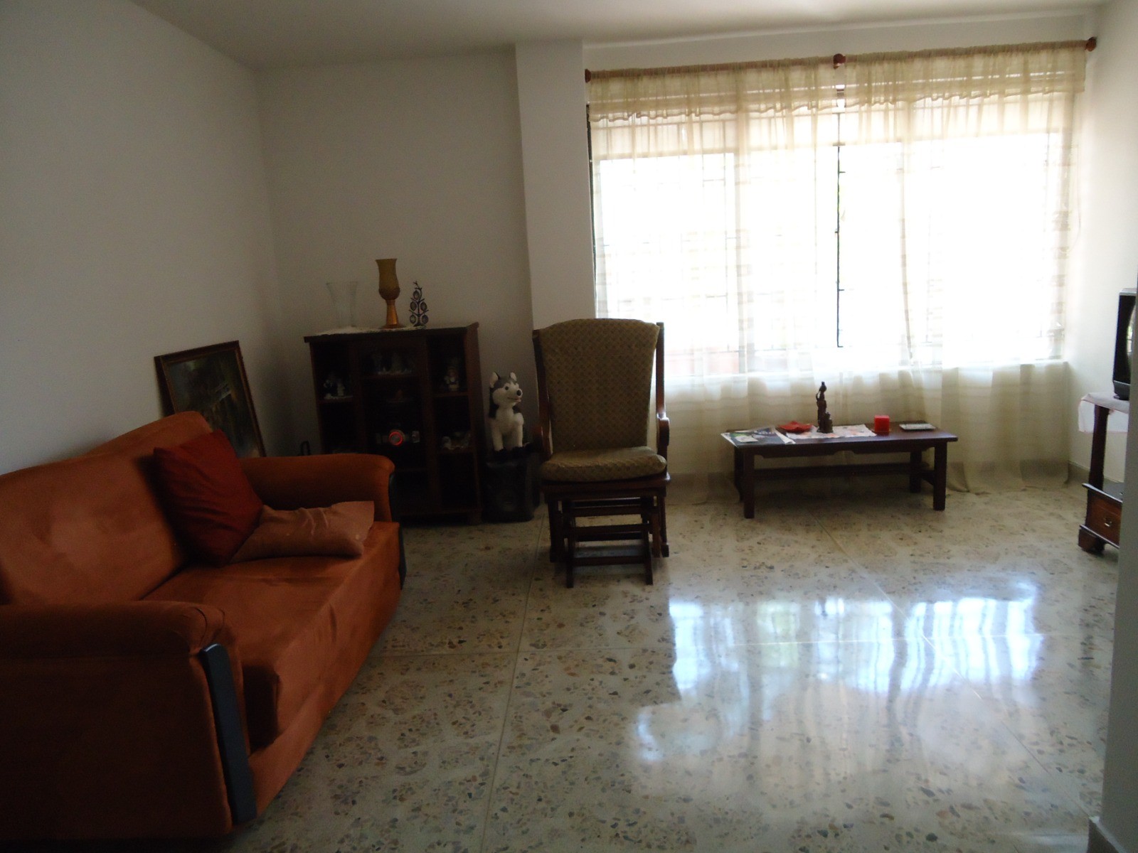 Apartamento en arriendo en Laureles, Medellín · foto 8 de 24