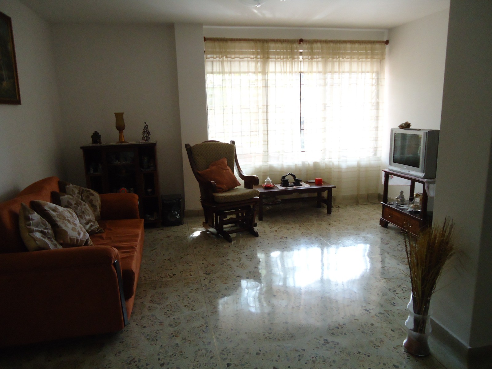 Apartamento en arriendo en Laureles, Medellín · foto 9 de 24