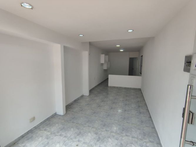 Local en arriendo en Quinta Oriental, Cúcuta, 30 m² · foto 2 de 6