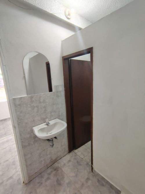 Local en arriendo en Quinta Oriental, Cúcuta, 30 m² · foto 5 de 6