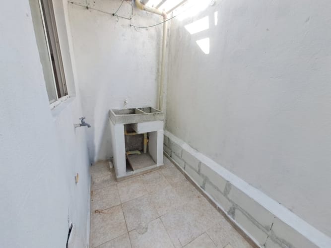 Apartamento de 2 alcobas en venta en Los Robles, Soledad, 90 m² · foto 5 de 10