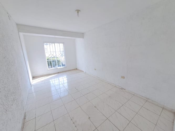 Apartamento de 2 alcobas en venta en Los Robles, Soledad, 90 m² · foto 6 de 10