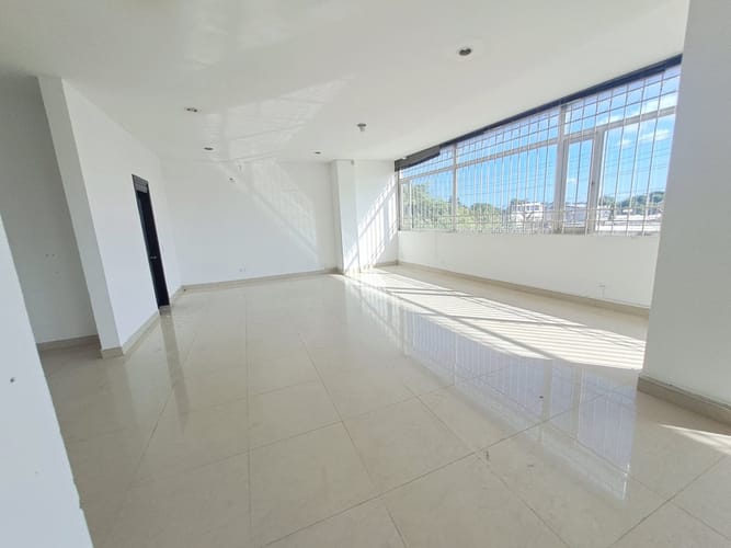 Bodega en arriendo en Rebolo, Barranquilla, 1000 m² · foto 12 de 16