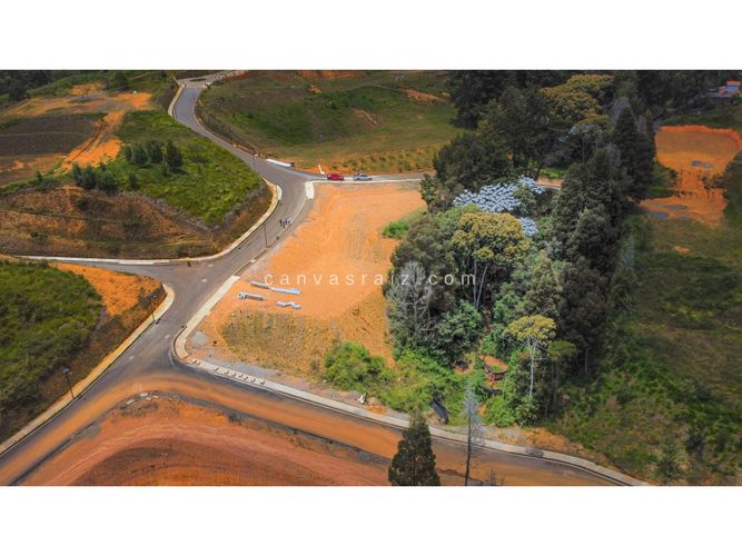Lote en venta en El Tablazo, Rionegro, 4047 m² · foto 4 de 4